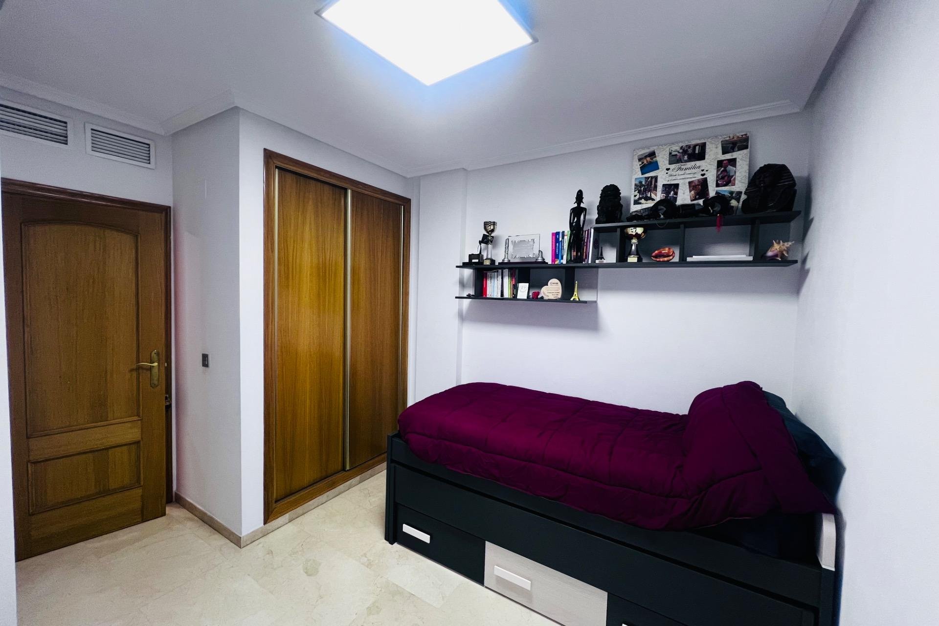 Resale - Townhouse - Elche - Campo de Fútbol