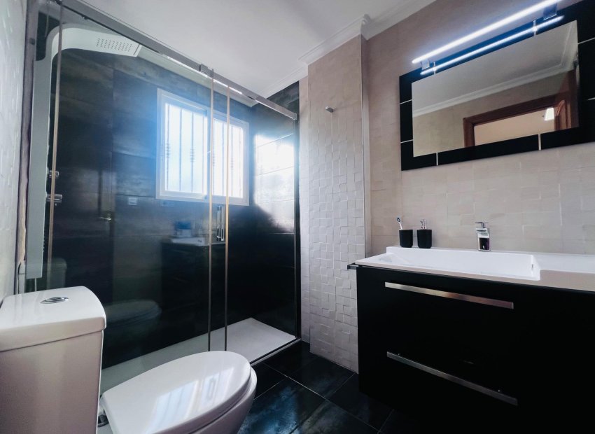 Resale - Townhouse - Elche - Campo de Fútbol