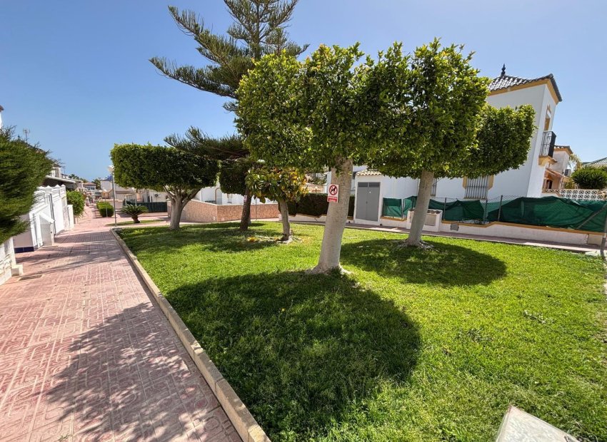 Resale - Townhouse - Torrevieja - Los altos