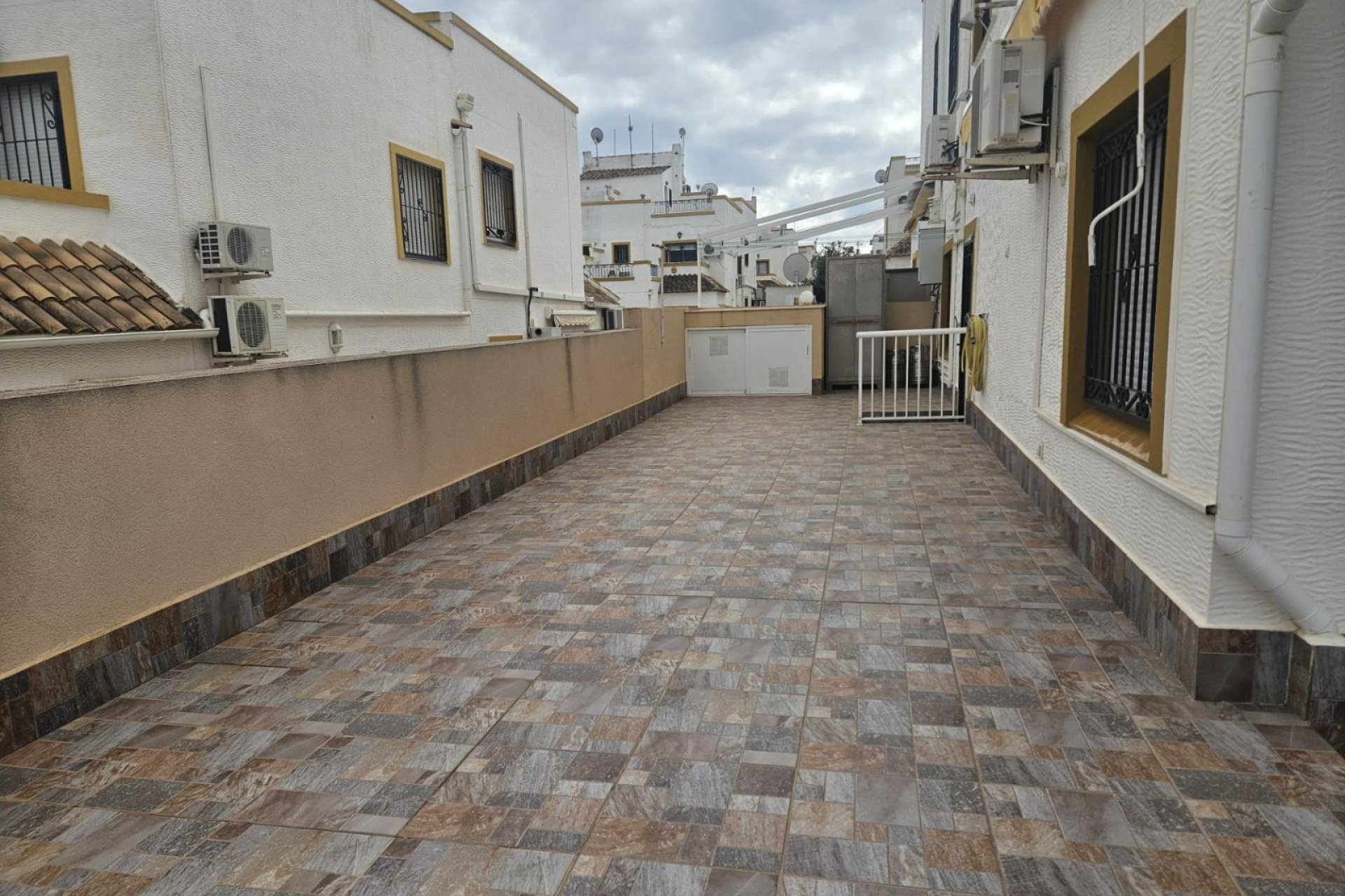 Resale - Townhouse - Torrevieja - Orihuela costa
