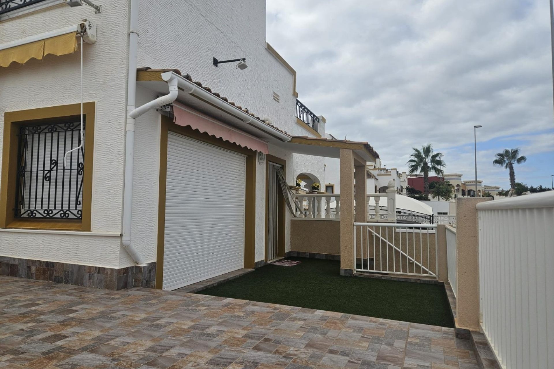 Resale - Townhouse - Torrevieja - Orihuela costa