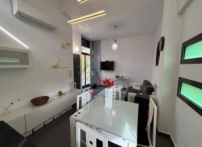 Resale - Townhouse - Torrevieja - torrevieja