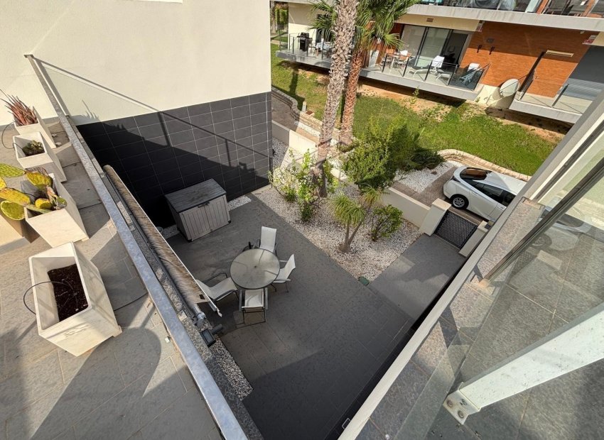 Resale - Townhouse - Torrevieja - torrevieja