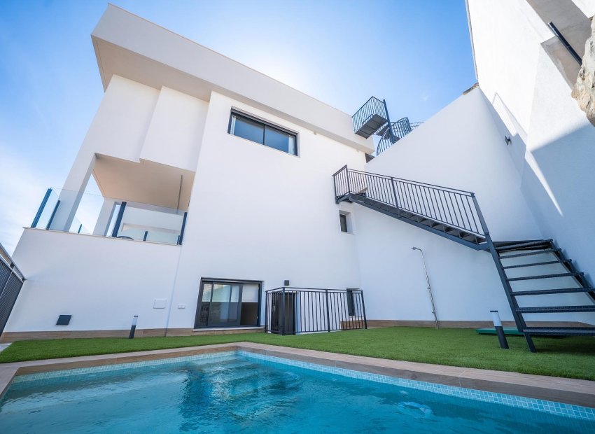 Resale - Villa - Algorfa - Comunidad valenciana