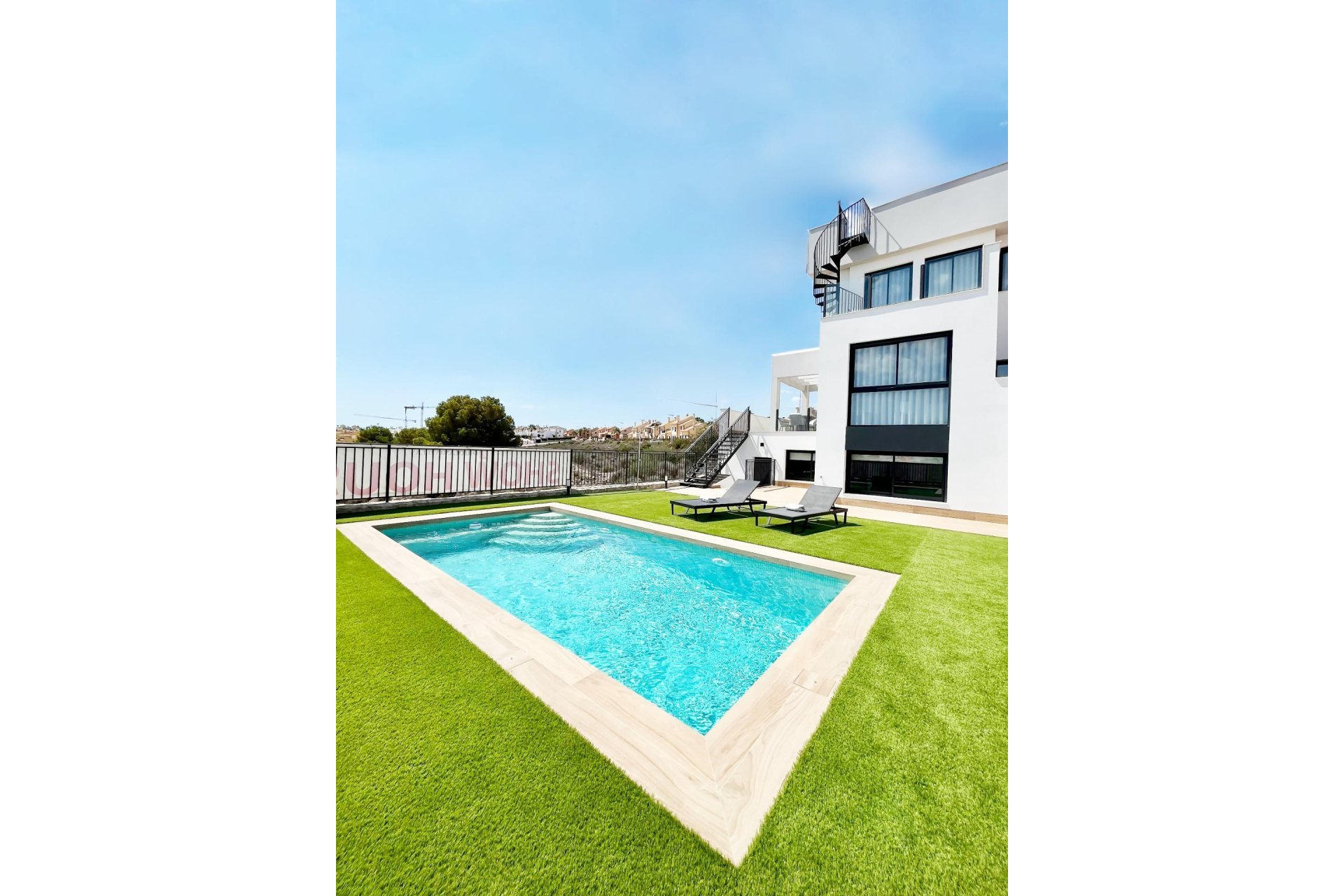 Resale - Villa - Algorfa - Comunidad valenciana