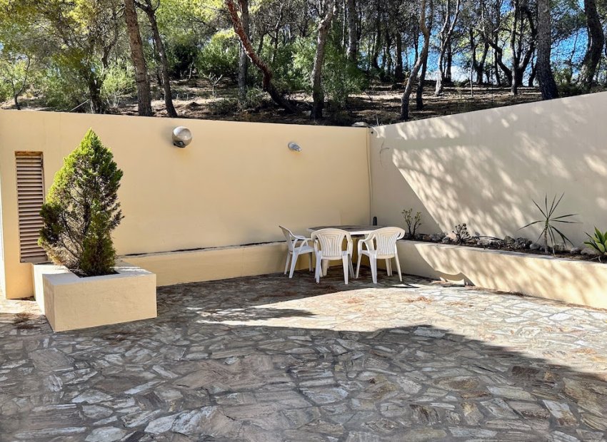 Resale - Villa - Altea