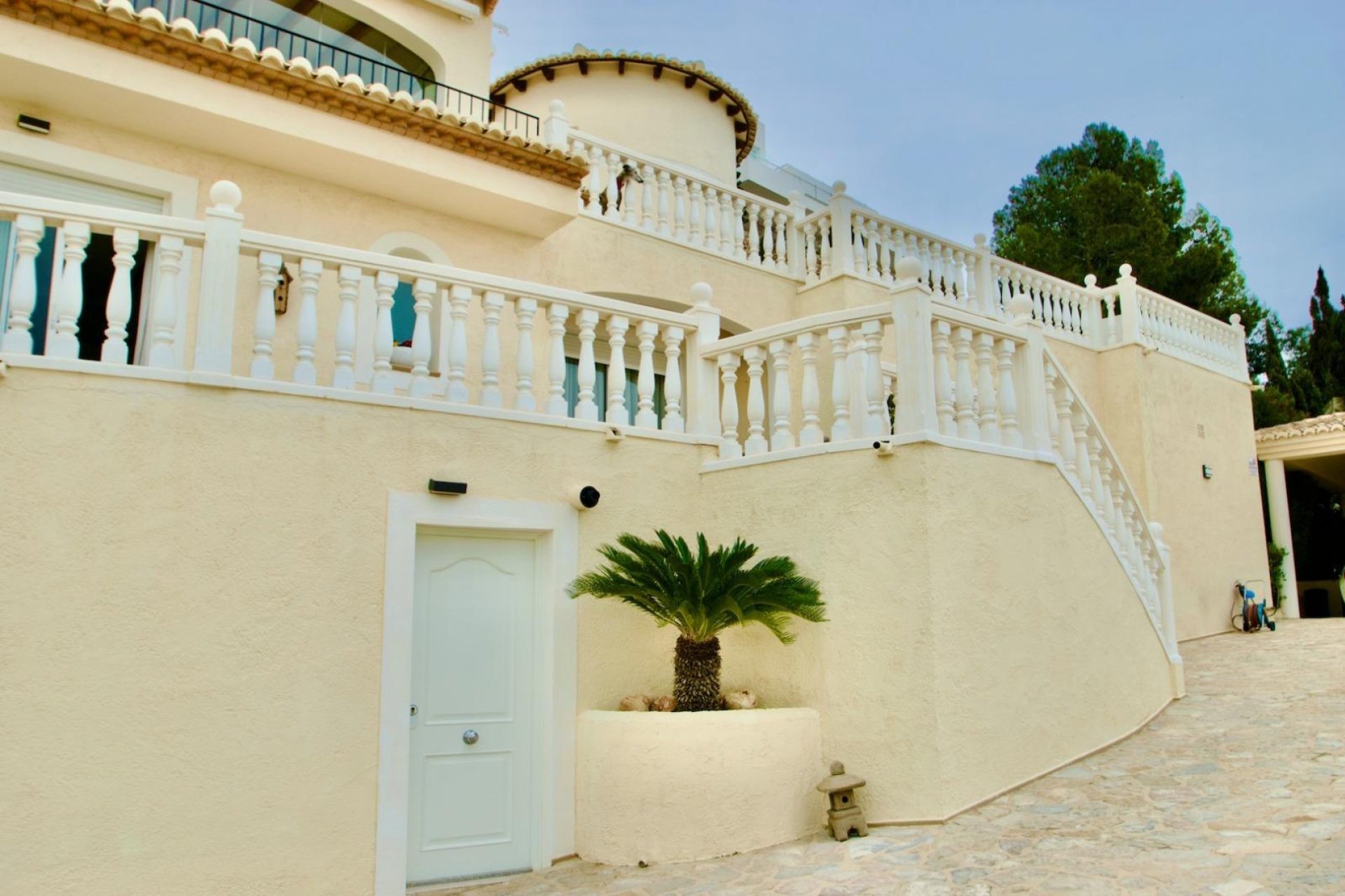 Resale - Villa - Altea