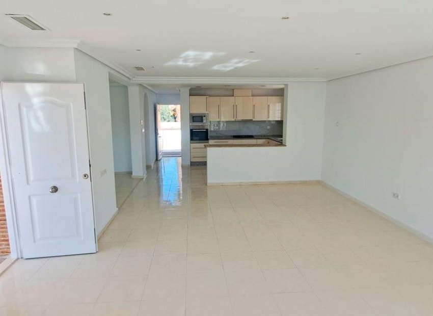 Resale - Villa - Catral