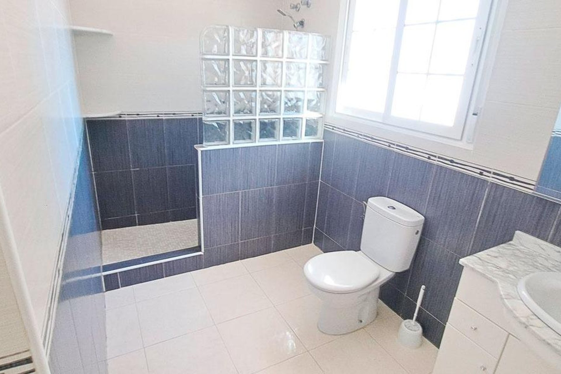 Resale - Villa - Catral