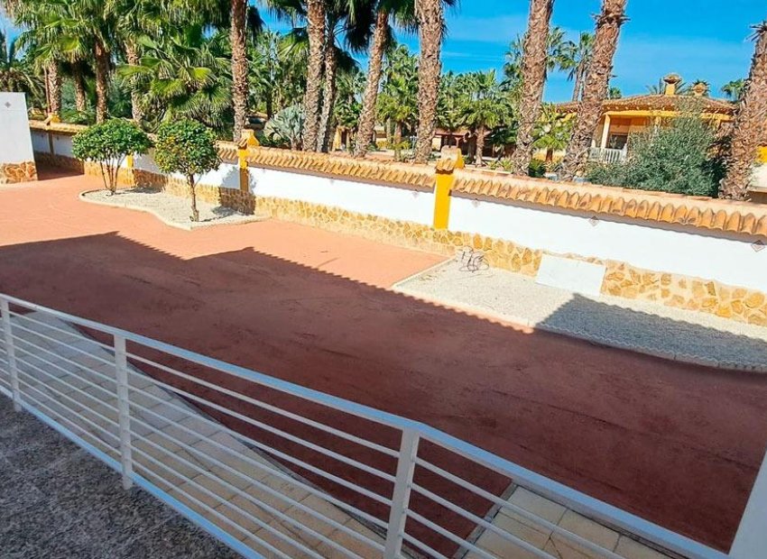 Resale - Villa - Catral