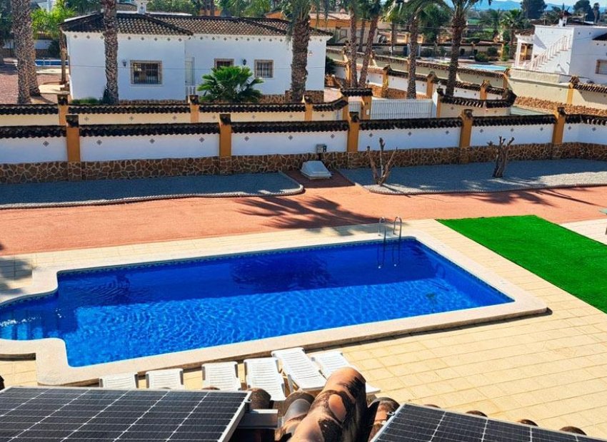 Resale - Villa - Catral