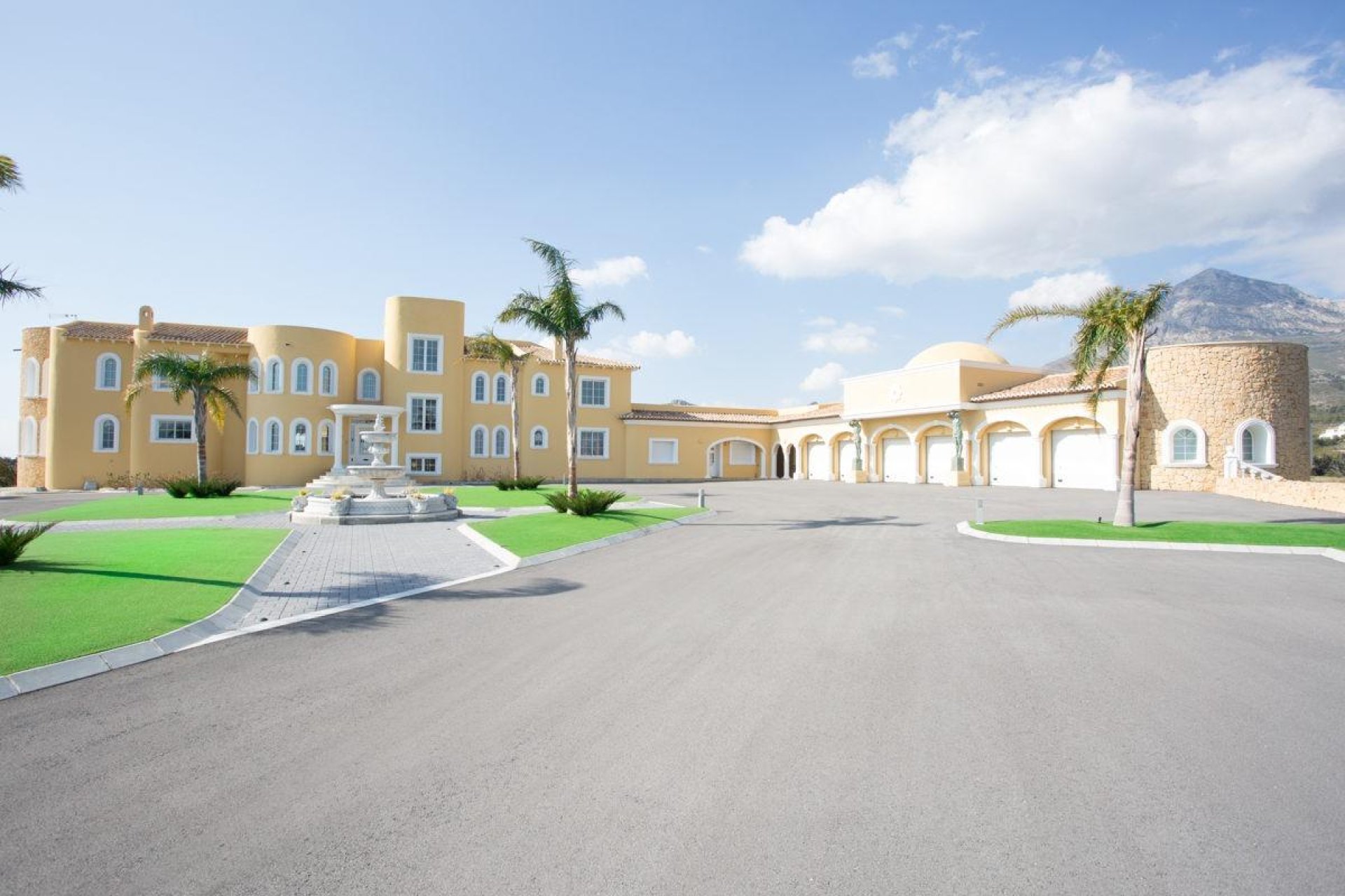 Resale - Villa de Lujo - La Nucía - Coloma