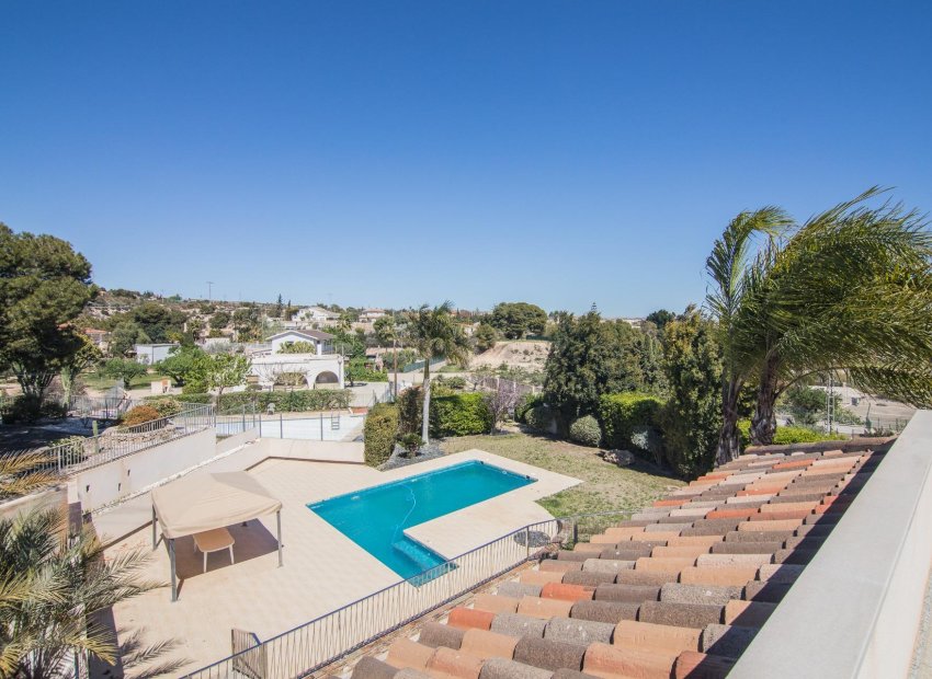 Resale - Villa de Lujo - Peña las aguilas - Peña de Las Águilas