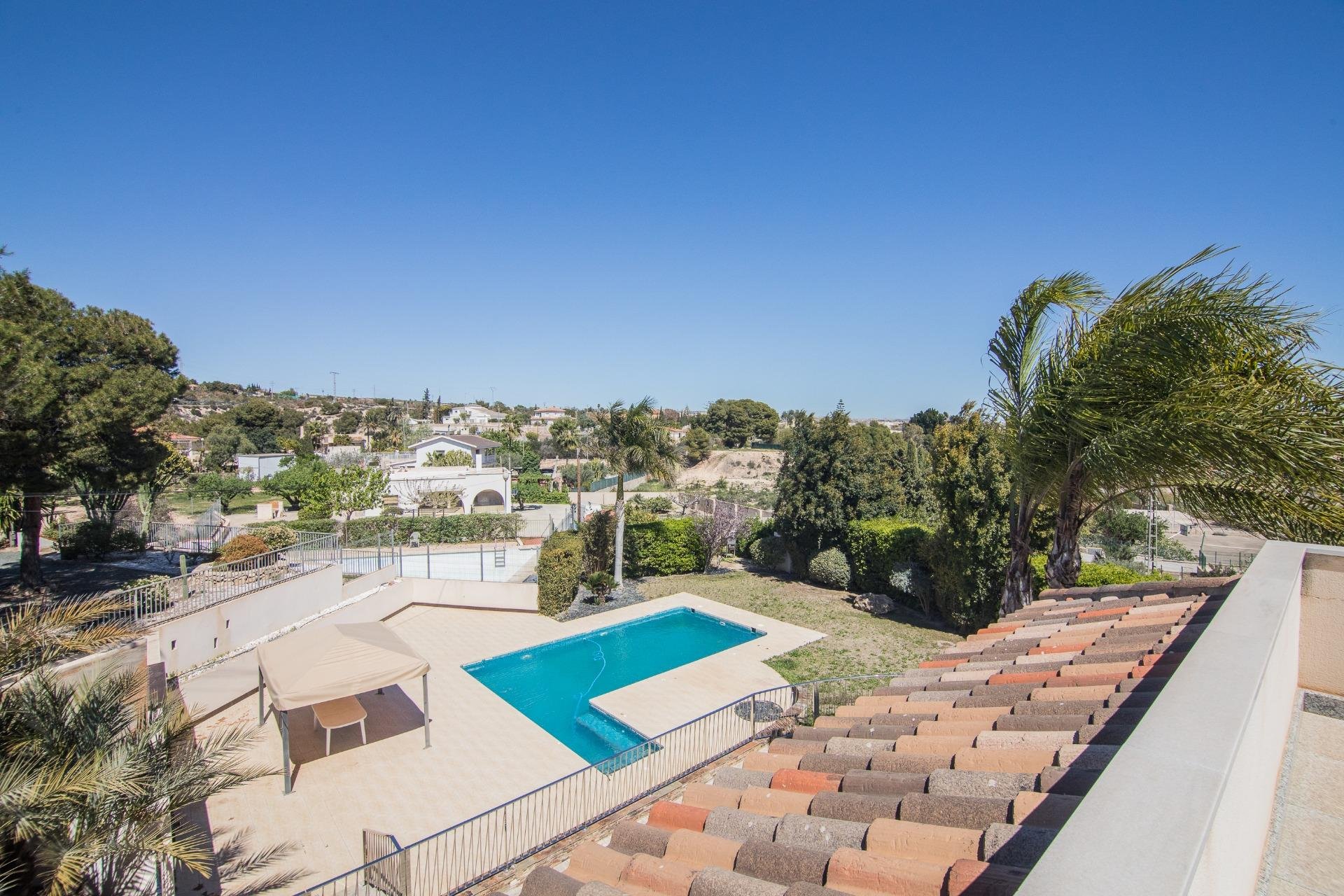 Resale - Villa de Lujo - Peña las aguilas - Peña de Las Águilas