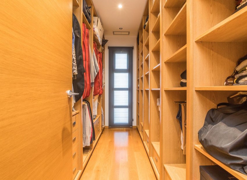 Resale - Villa de Lujo - Peña las aguilas - Peña de Las Águilas