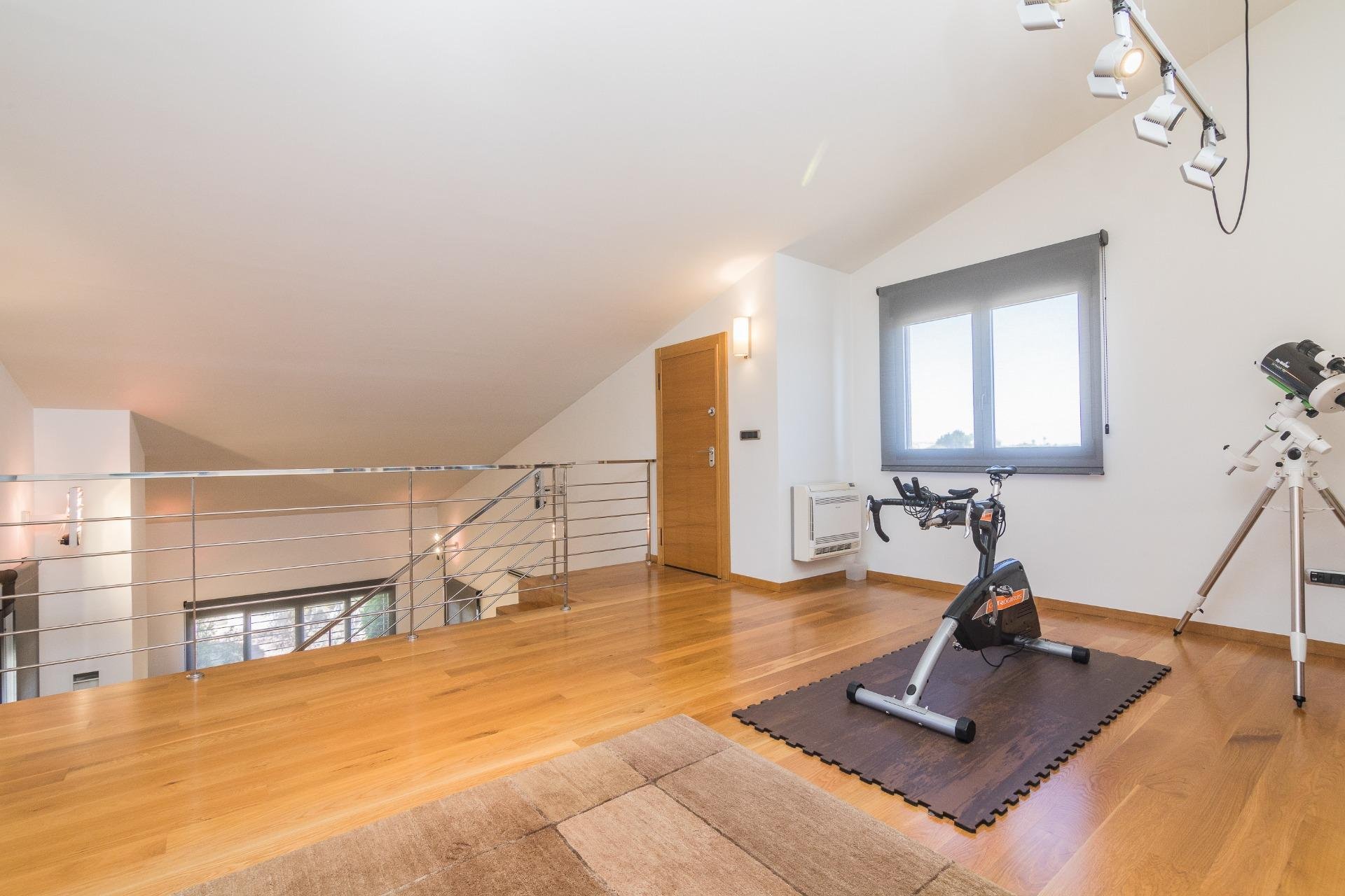 Resale - Villa de Lujo - Peña las aguilas - Peña de Las Águilas