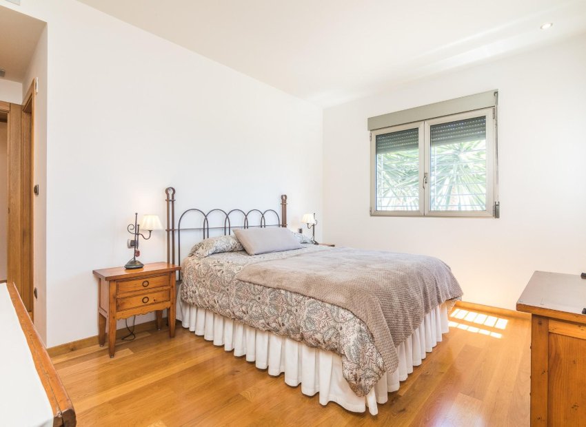 Resale - Villa de Lujo - Peña las aguilas - Peña de Las Águilas