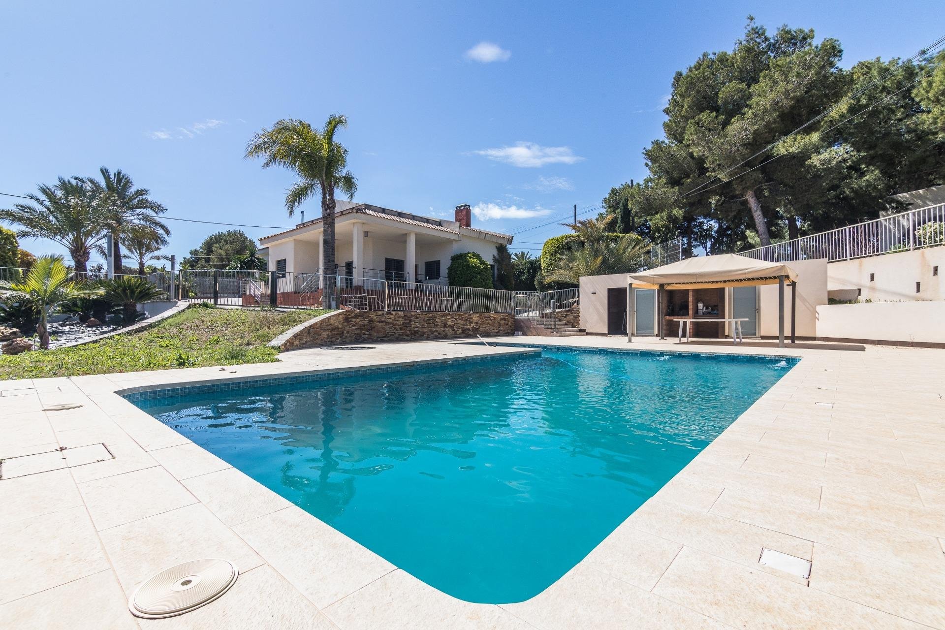 Resale - Villa de Lujo - Peña las aguilas - Peña de Las Águilas