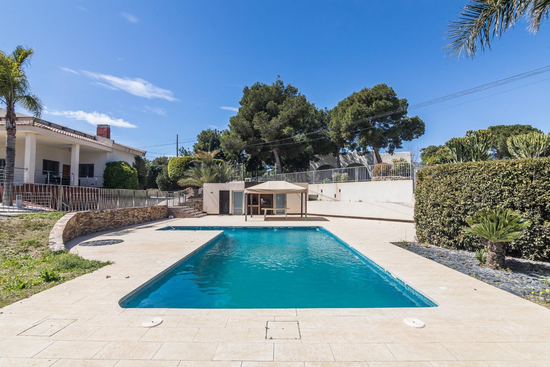 Resale - Villa de Lujo - Peña las aguilas - Peña de Las Águilas