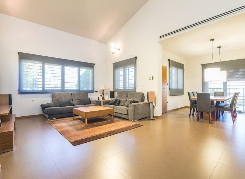 Resale - Villa de Lujo - Peña las aguilas - Peña de Las Águilas