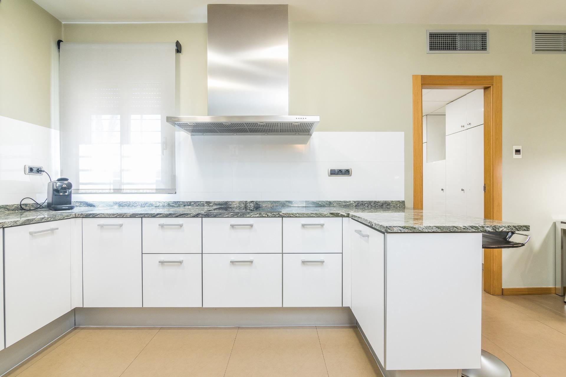Resale - Villa de Lujo - Peña las aguilas - Peña de Las Águilas