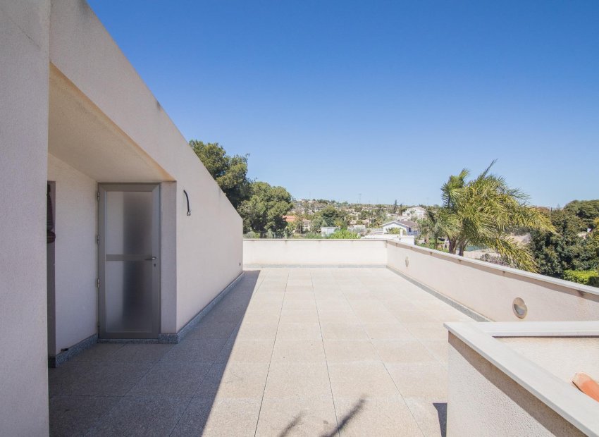 Resale - Villa de Lujo - Peña las aguilas - Peña de Las Águilas
