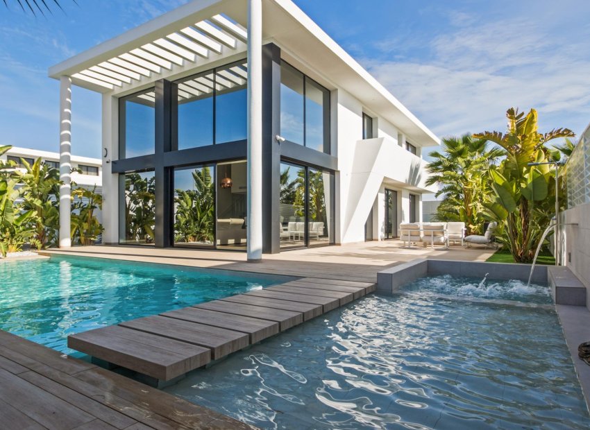 Resale - Villa de Lujo - San Fulgencio