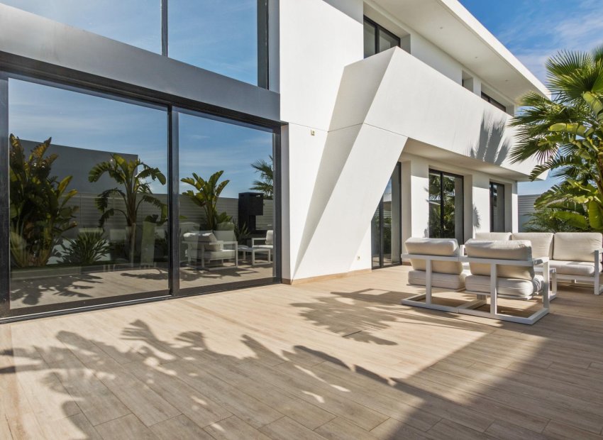 Resale - Villa de Lujo - San Fulgencio