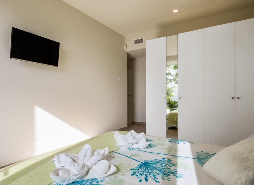 Resale - Villa de Lujo - San Fulgencio