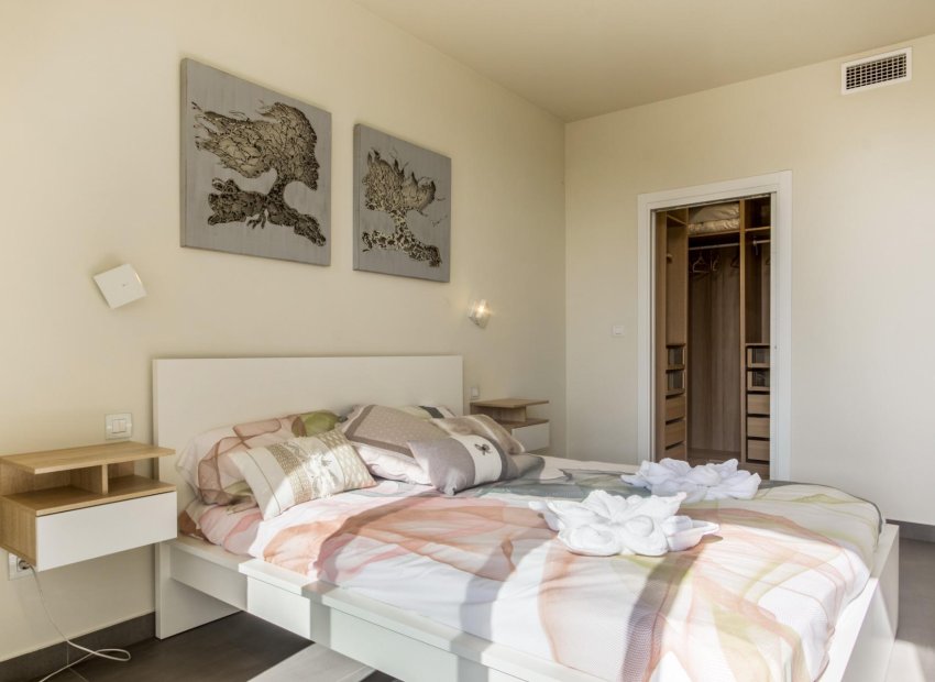 Resale - Villa de Lujo - San Fulgencio