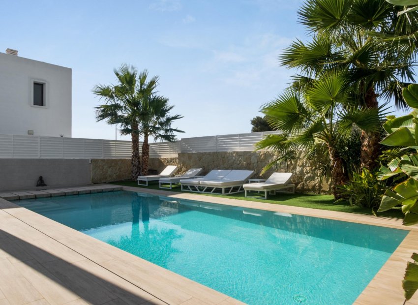 Resale - Villa de Lujo - San Fulgencio