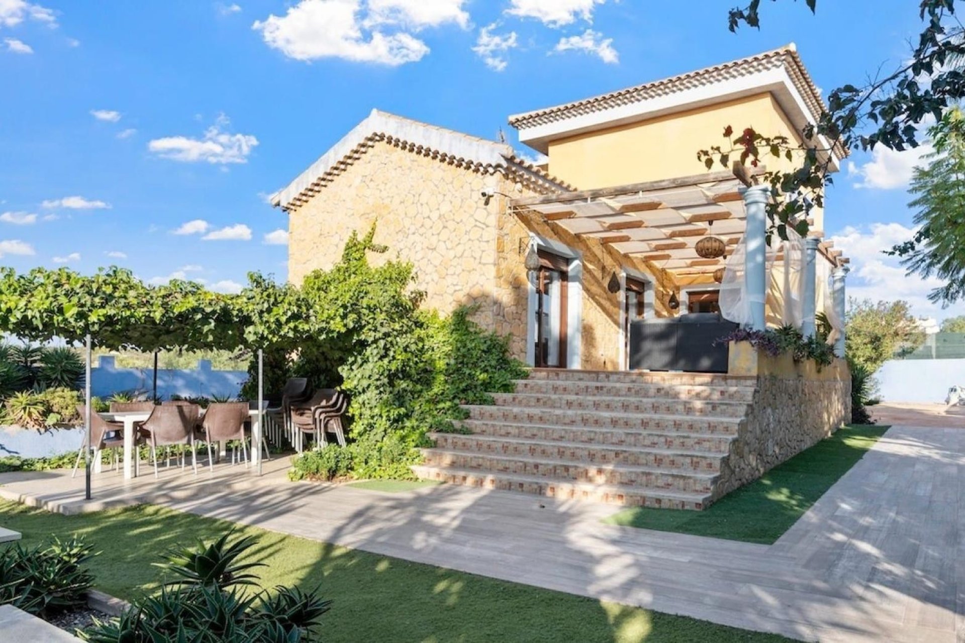 Resale - Villa de Lujo - Santa Pola