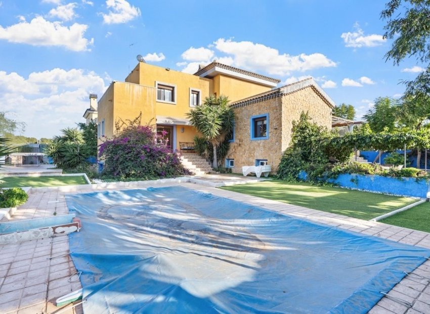 Resale - Villa de Lujo - Santa Pola