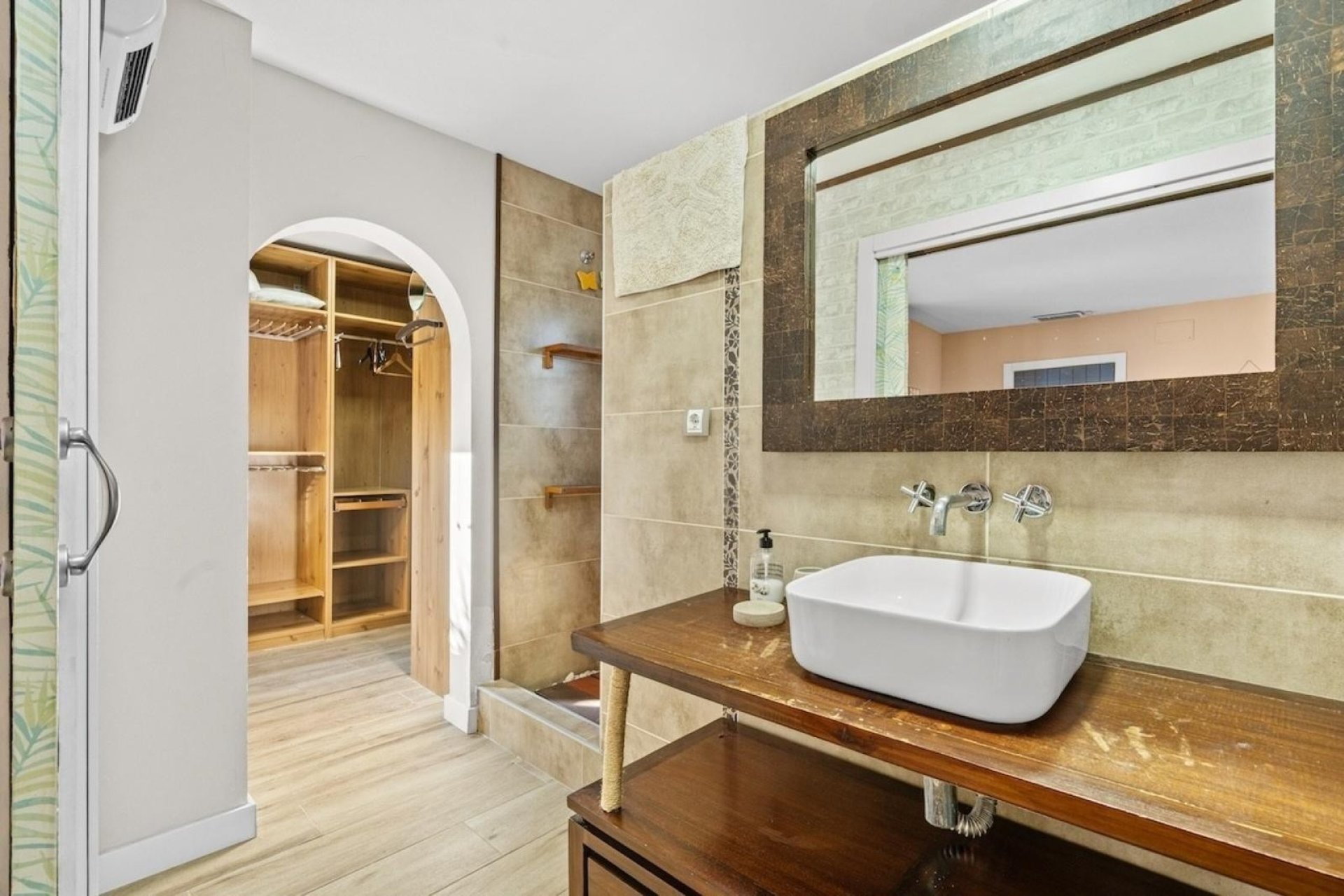 Resale - Villa de Lujo - Santa Pola