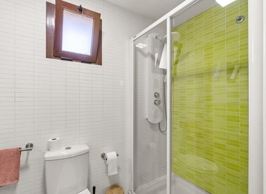 Resale - Villa de Lujo - Santa Pola