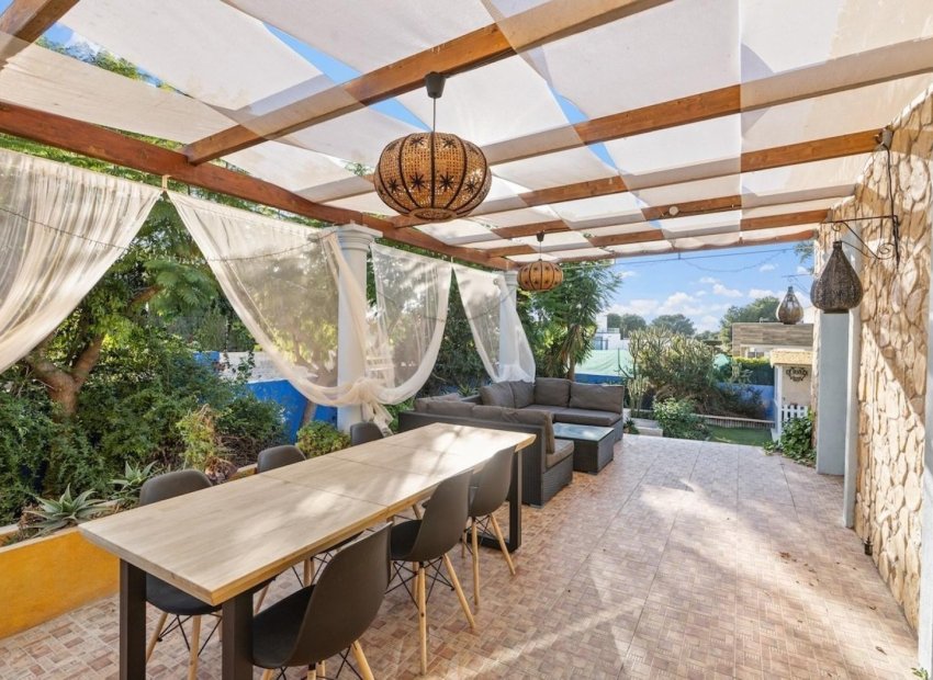 Resale - Villa de Lujo - Santa Pola