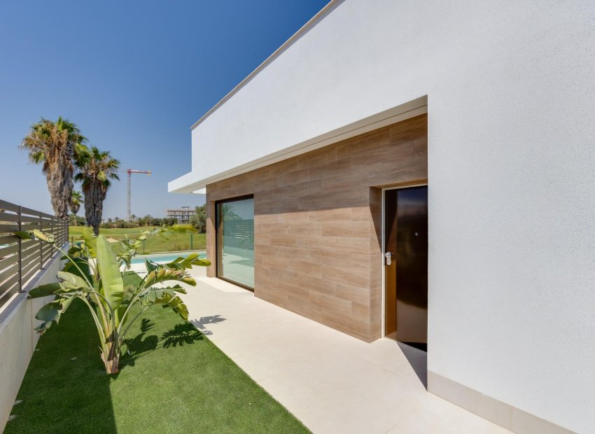 Resale - Villa - Los Alcázares - Las Lomas del Rame-Bahía Bella