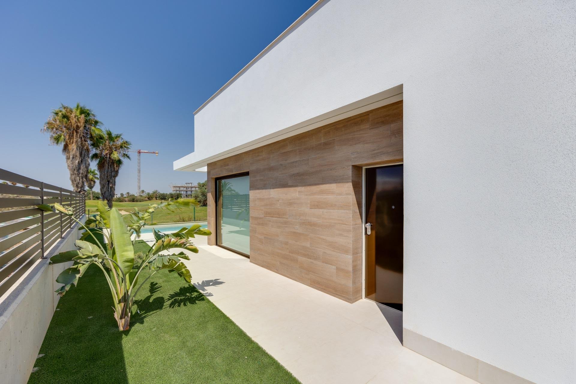 Resale - Villa - Los Alcázares - Las Lomas del Rame-Bahía Bella
