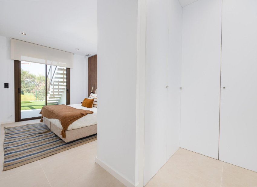 Resale - Villa - Los Alcázares - Las Lomas del Rame-Bahía Bella