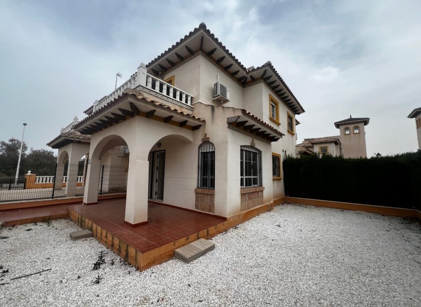 Reventa - Adosado - La marina - El pinet
