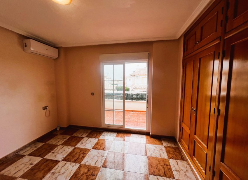 Reventa - Adosado - La marina - El pinet