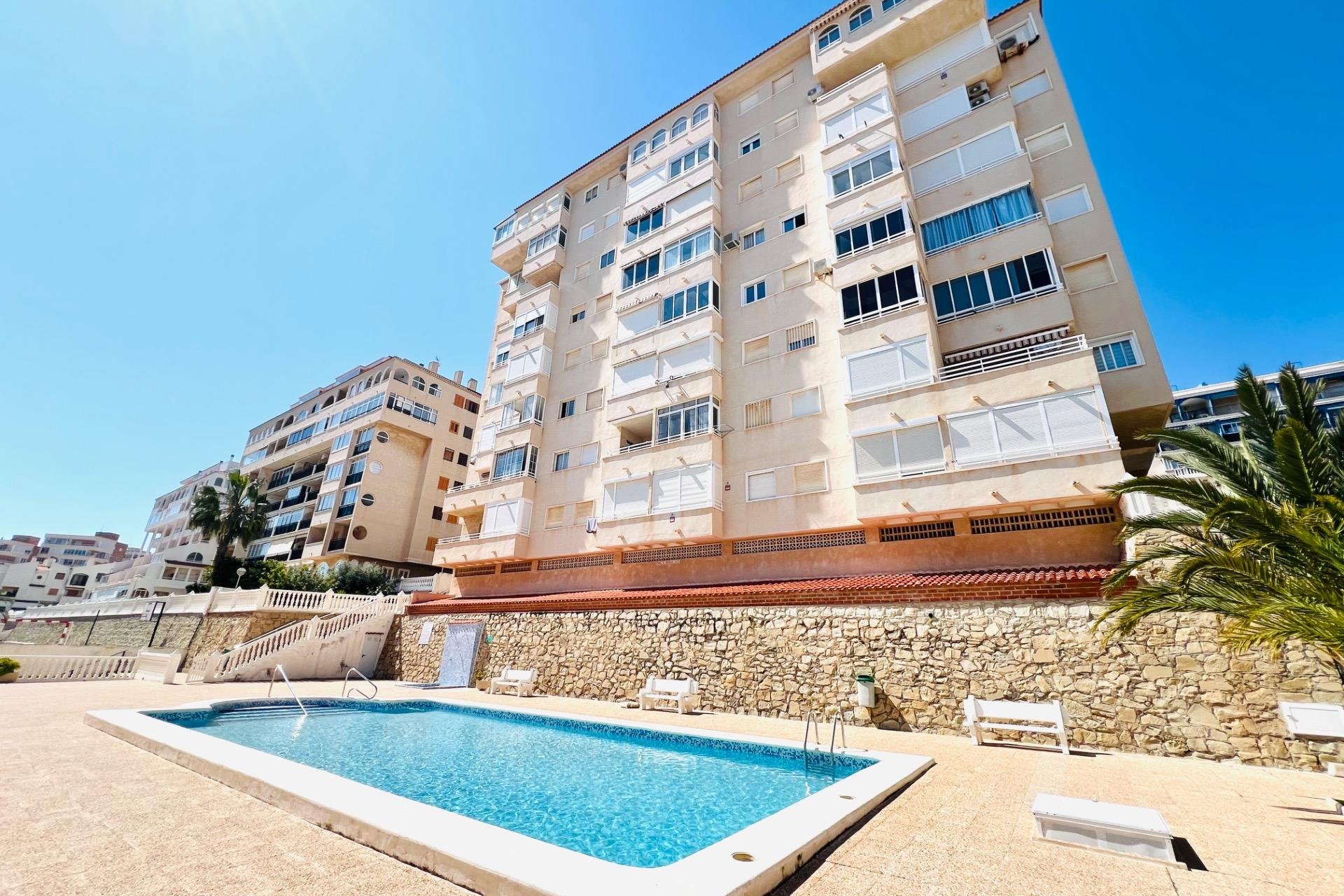 Reventa - Apartamento - Arenales del Sol
