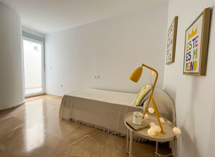 Reventa - Apartamento - Elche - Altabix