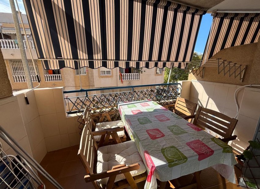 Reventa - Apartamento - Torrevieja - Playa de los Locos