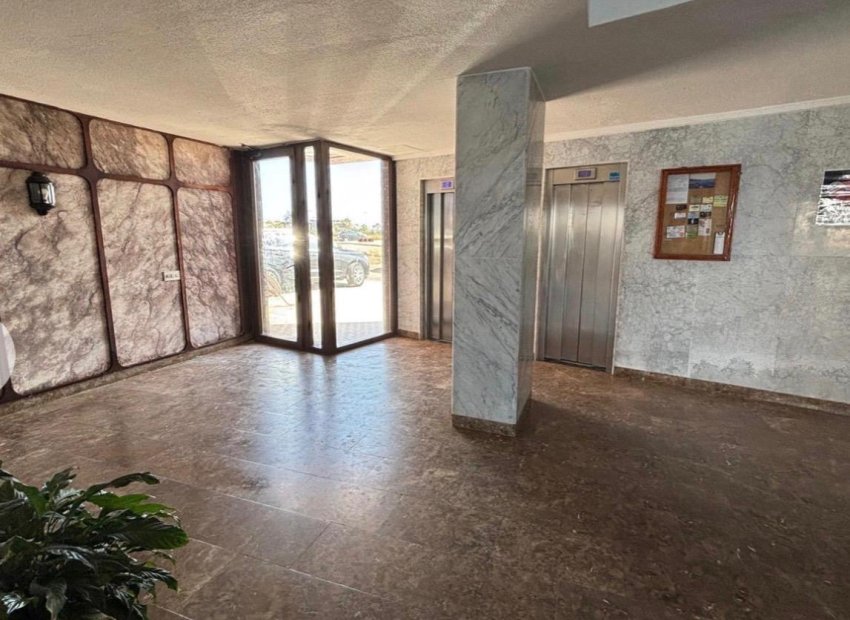 Reventa - Apartamento - Torrevieja - Playa de los Locos