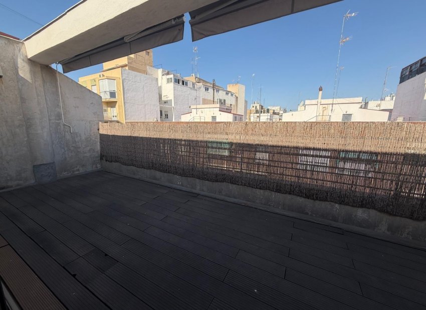 Reventa - Ático - Elche - Center