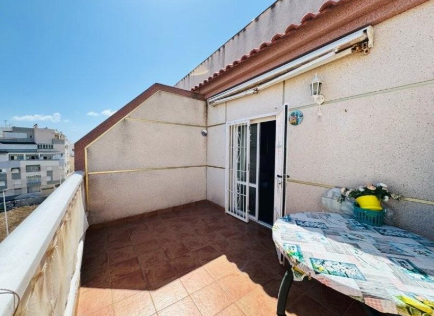 Reventa - Ático - Torrevieja - La Mata pueblo