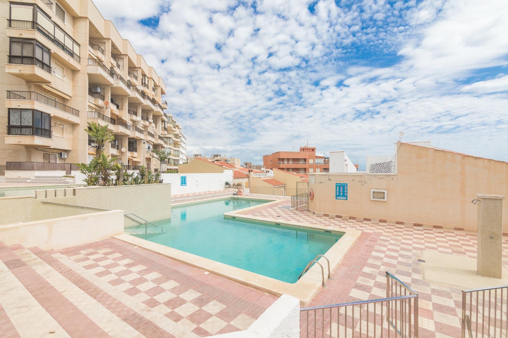Reventa - Bungalow - Arenales del Sol - Zona paseo maritimo