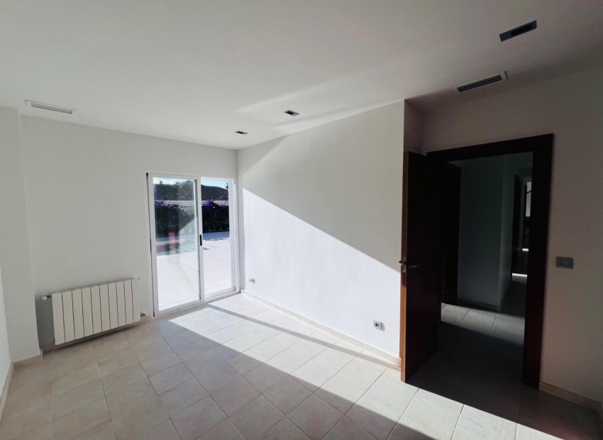 Reventa - Chalet - Monforte del Cid