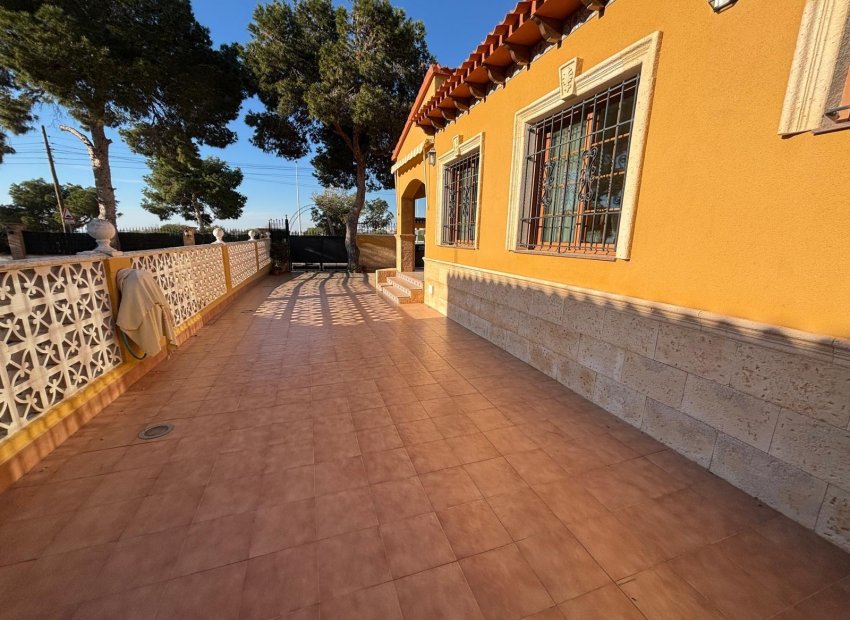 Reventa - Chalet - Orihuela Costa - Punta Prima
